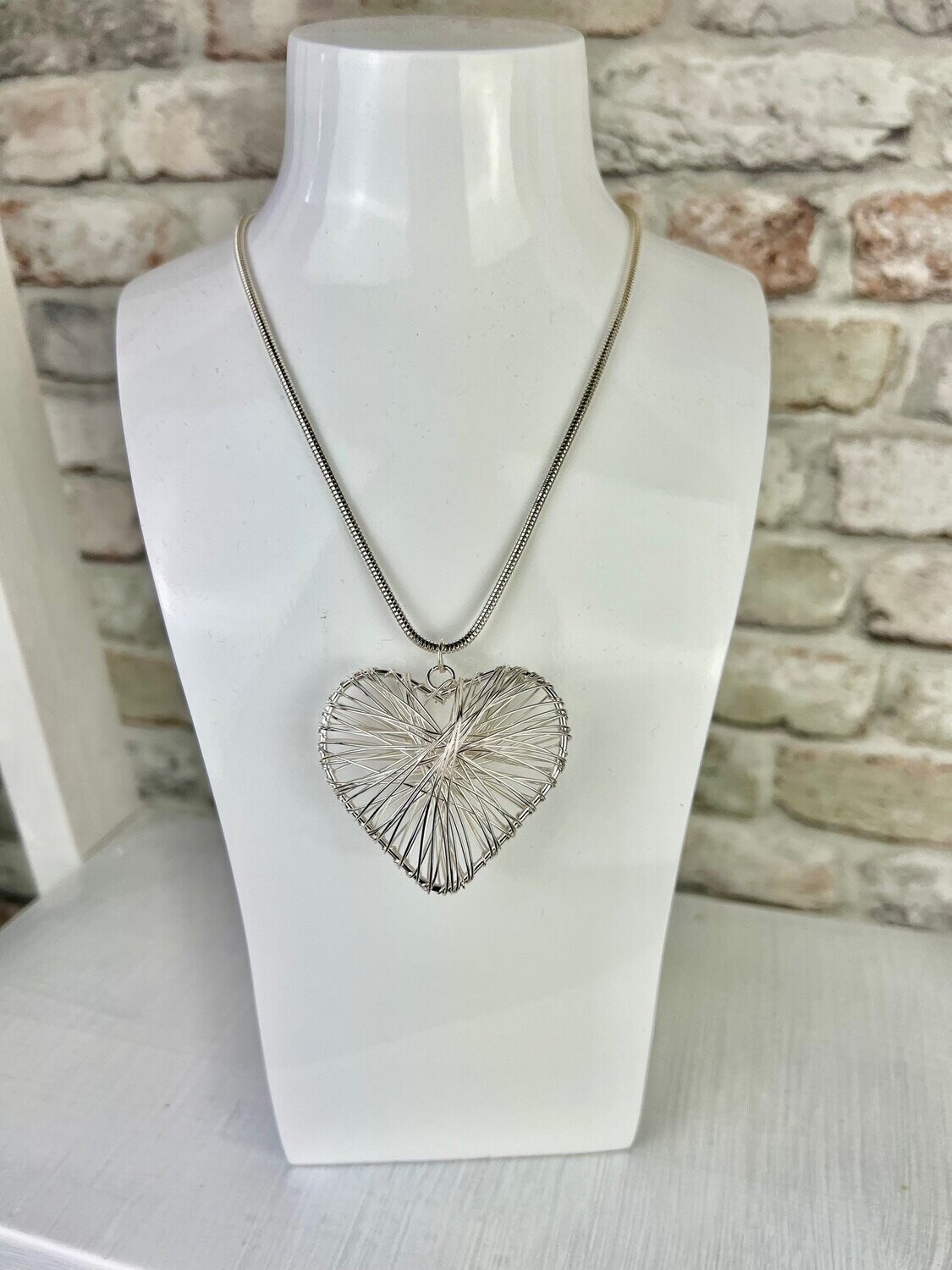 Wired Heart - Colour Silver