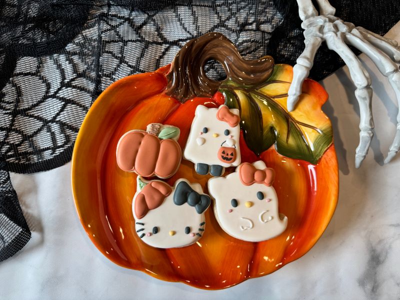 Pumpkin Kitty Mini Sugar Cookie Travel Cup Set