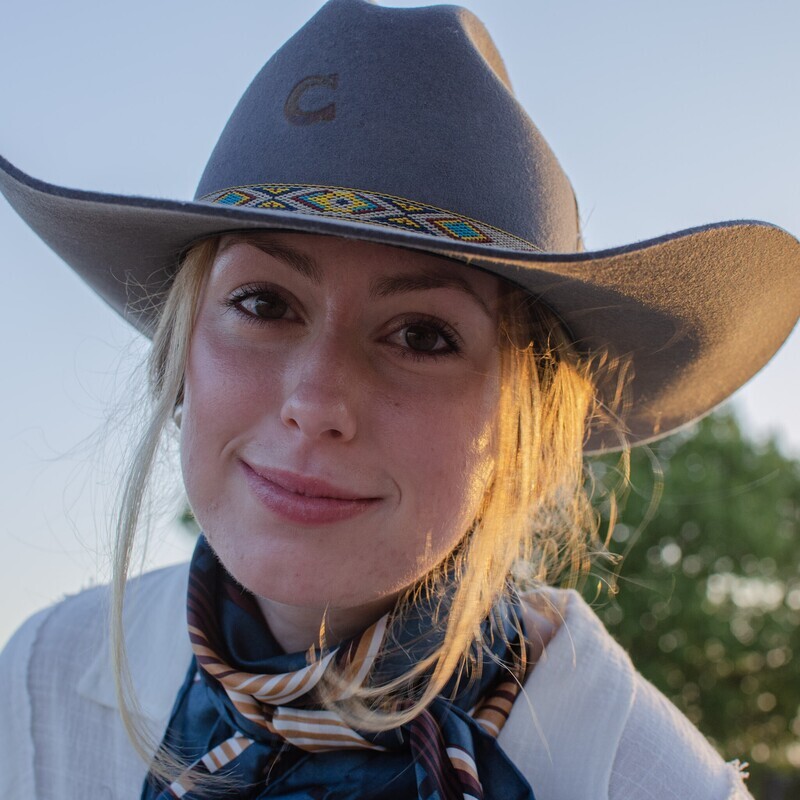 LATE NIGHT HAPPY HOUR FEAT. MORGAN LEE POWERS