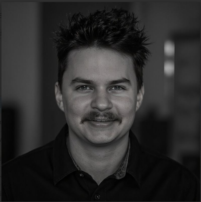 LUKE STEVENS &amp; FRIENDS