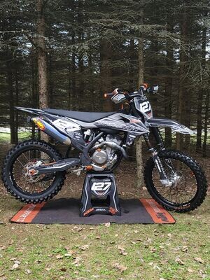 Custom Acerbis 711 Bike Stand
