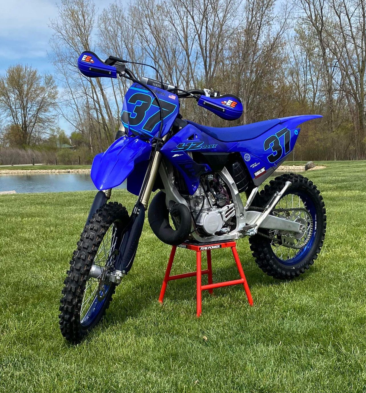 125CC- NUMBER PLATES