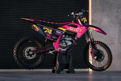 Juicy Semi Custom