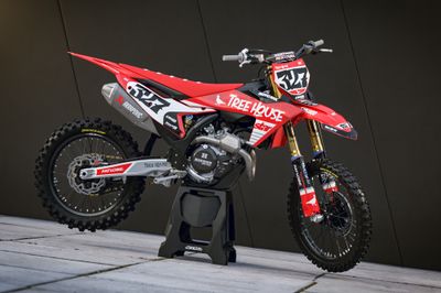 Uprising Semi Custom Uprising Semi Custom
