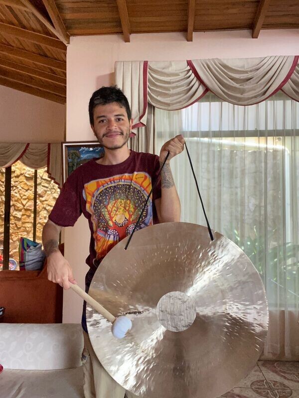 Sonoterapia + Terapias Holísticas Complementarias