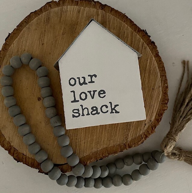 Sign: Love Shack