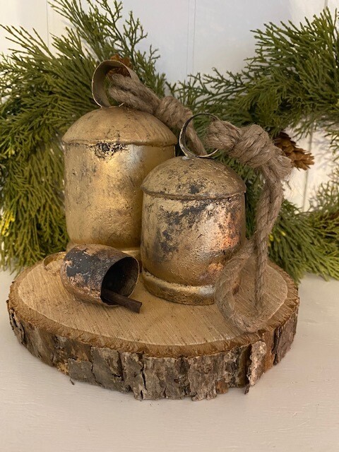 Rustic Gold Bell-medium