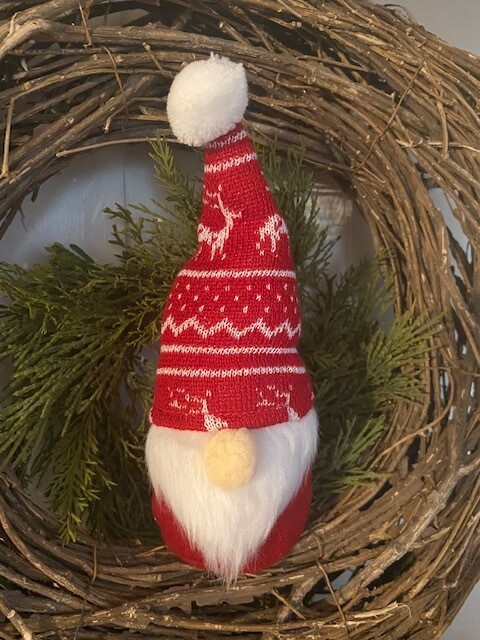 Snowflake Gnome-red