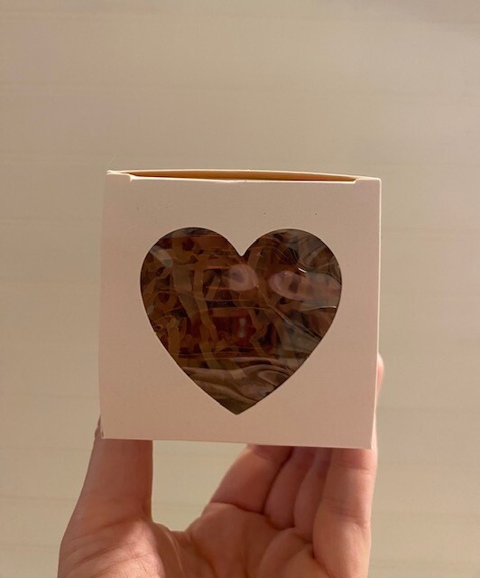 Niff Box-Heart Window
