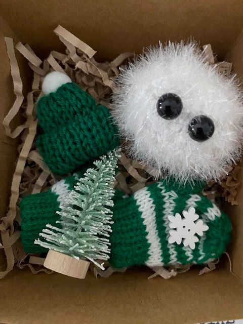 Winter Niff Kit (green &amp; white)