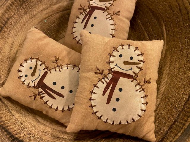 Mini Primitive Snowman Pillow