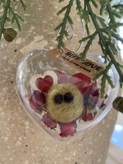 Mini Wooly Niff Heart Ornament-green