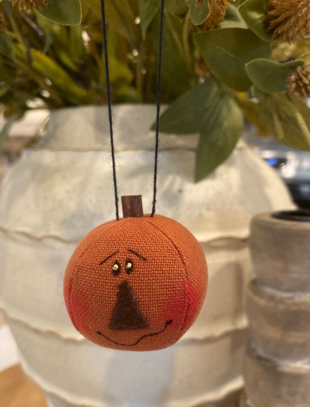 Mini Jack-o-Lantern Head Ornament