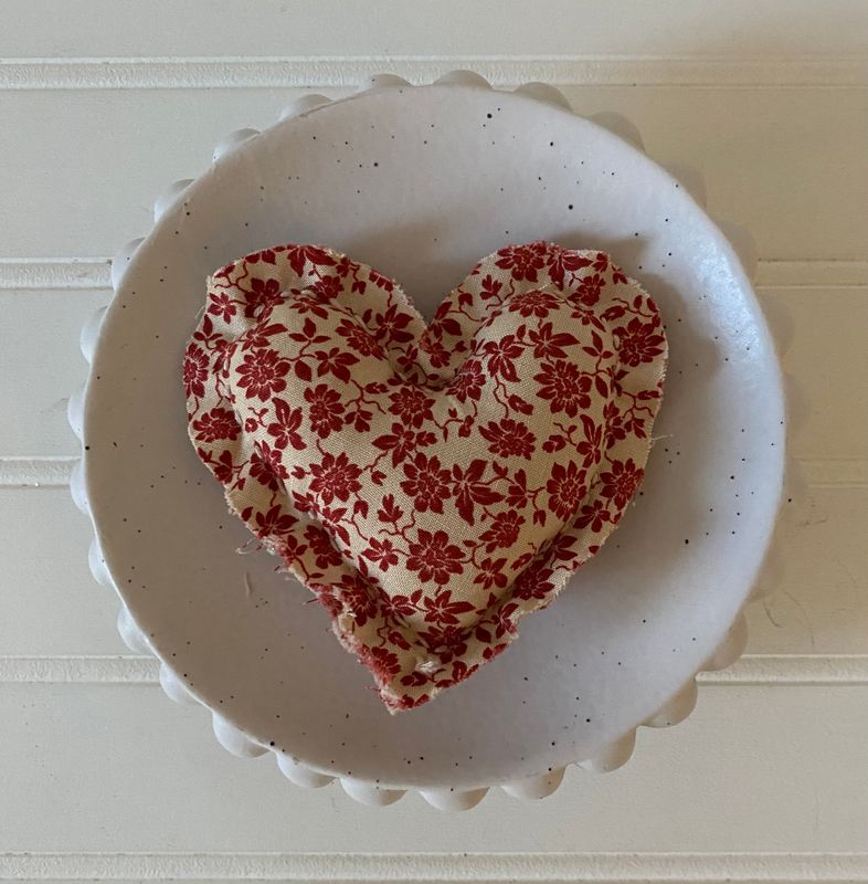 Mini Heart Pillow: Floral Apple