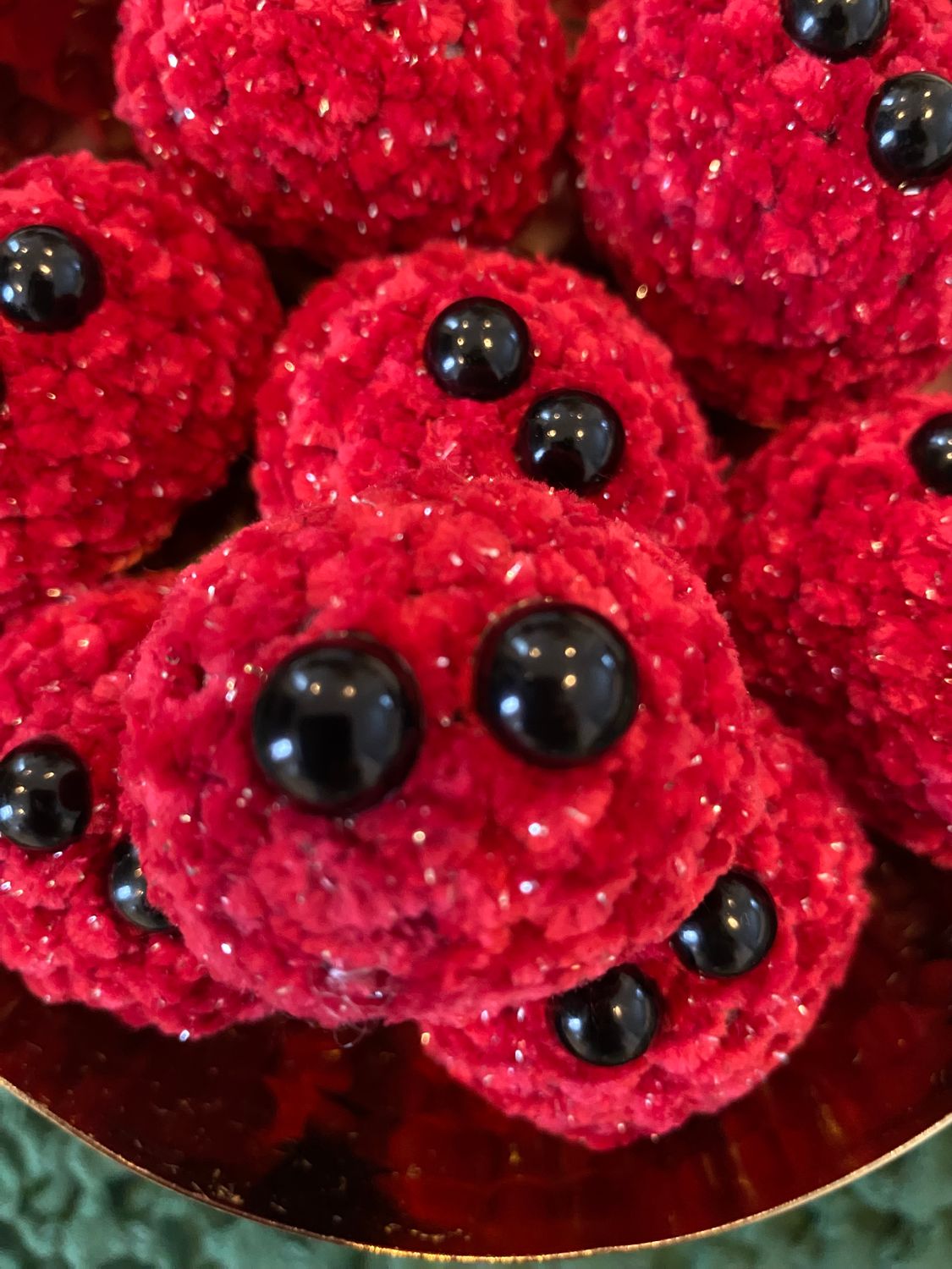 Velvet Cranberry Niff