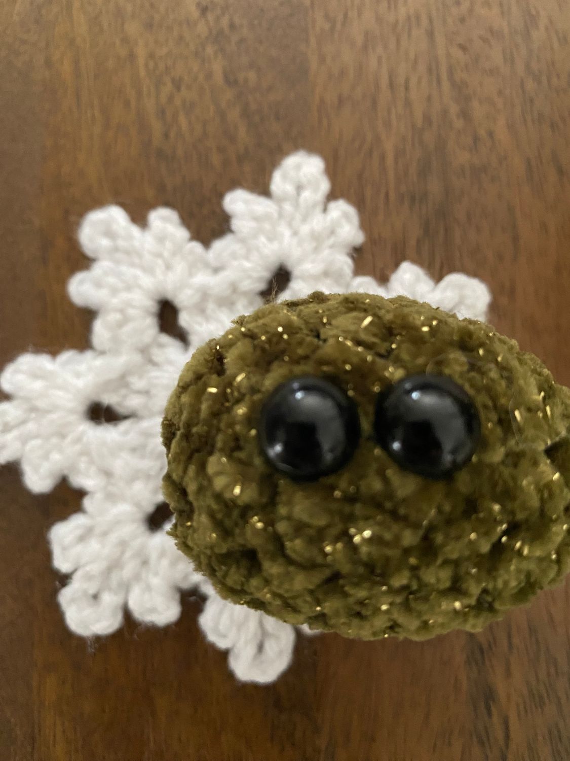 Velvet Mistletoe Niff