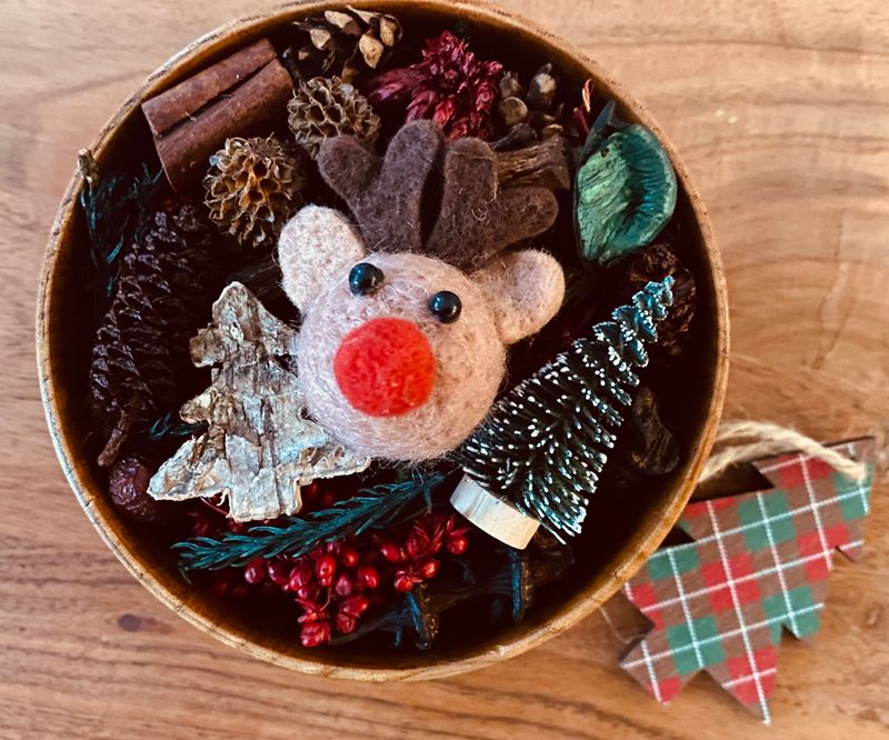 Botanical Bowl: Winter Woods