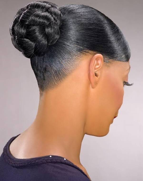 Foxy Silver Dome Bun Color: 1