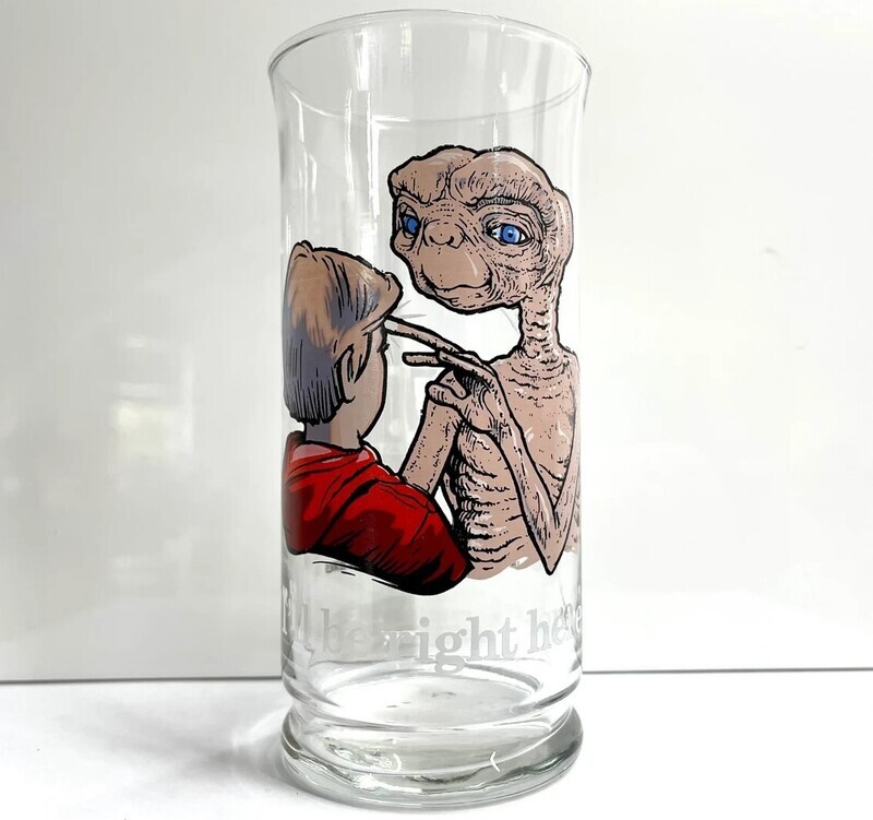 E.T. and Eliiott 6&quot;H Pizza Hut Glass (1982)