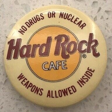 Hard Rock Cafe 1 1/2&quot;D Pinback Button