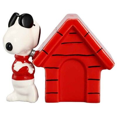 Peanuts Joe Cool and Doghouse Sculpted Ceramic Salt and Pepper Shaker Set
