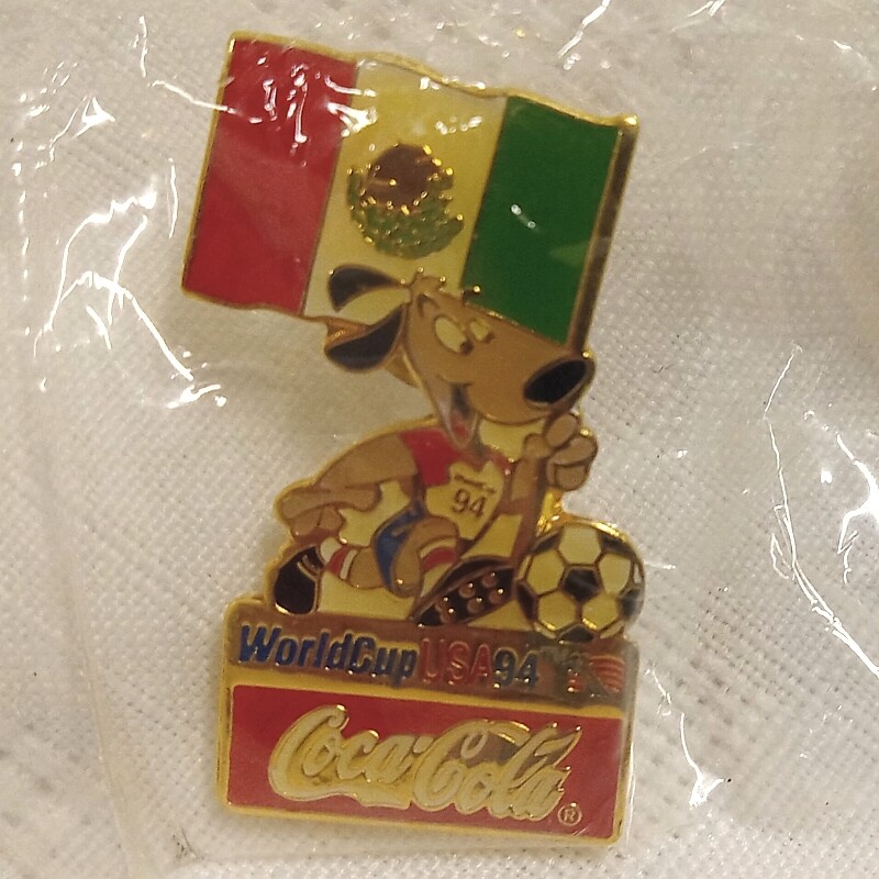 Coca-Cola World Cup 1994 Enamel Pin - Mexico