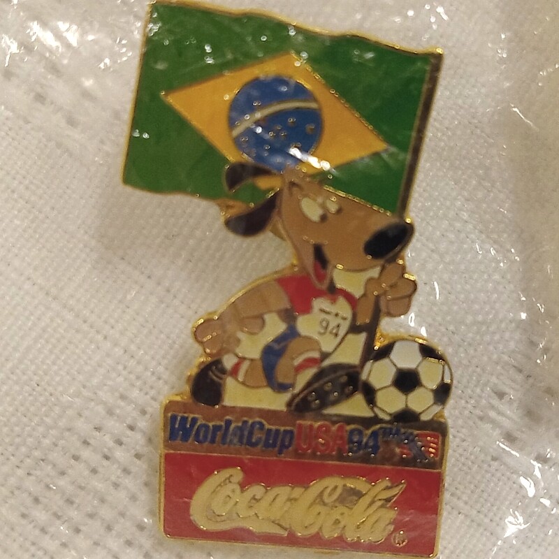 Coca-Cola World Cup 1994 Enamel Pin - Brazil