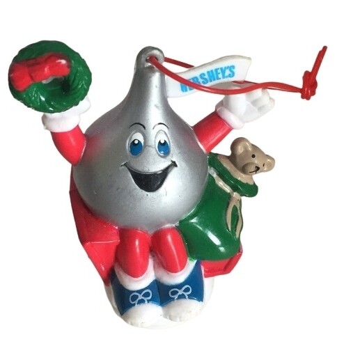 Hershey&#39;s Kiss on Sleigh with Wreath Christmas Ornament