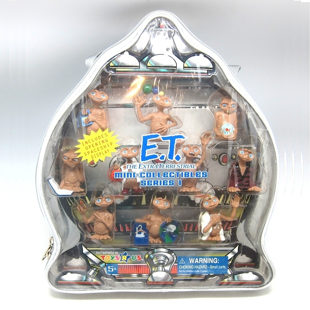 E.T. The Extra-Terrestrial Play Set with 10 Figures