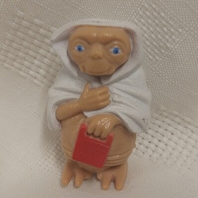 E.T. The Extra-Terrestrial PVC Figure with Speak & Spell