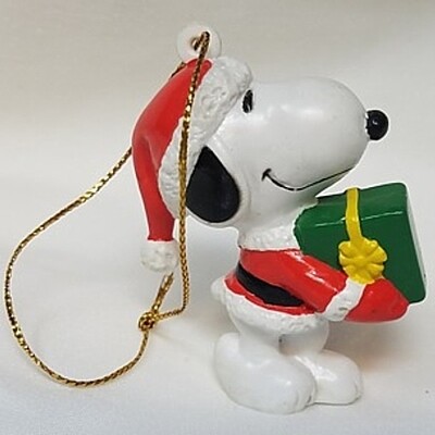 2 1/2"H Snoopy with Present PVC Ornament