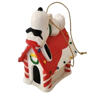 2 3/4"H Joe Cool and Woodstock on Doghouse PVC Ornament