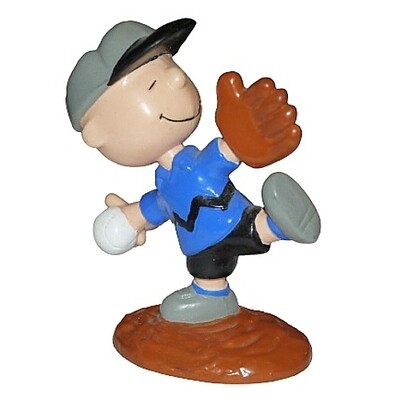 3 1/2"H Charlie Brown Baseball Pitcher PVC Figure