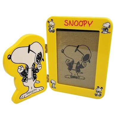 Peanuts Snoopy Fold Out Plastic Photo Frame