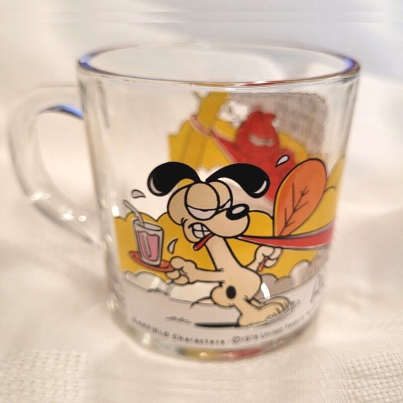 Garfield McDonald's Glass Mug - Hammock