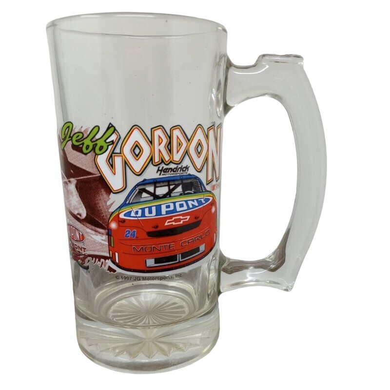 NASCAR Jeff Gordon #24 Dupont 5 1/2&quot;H Glass Mug