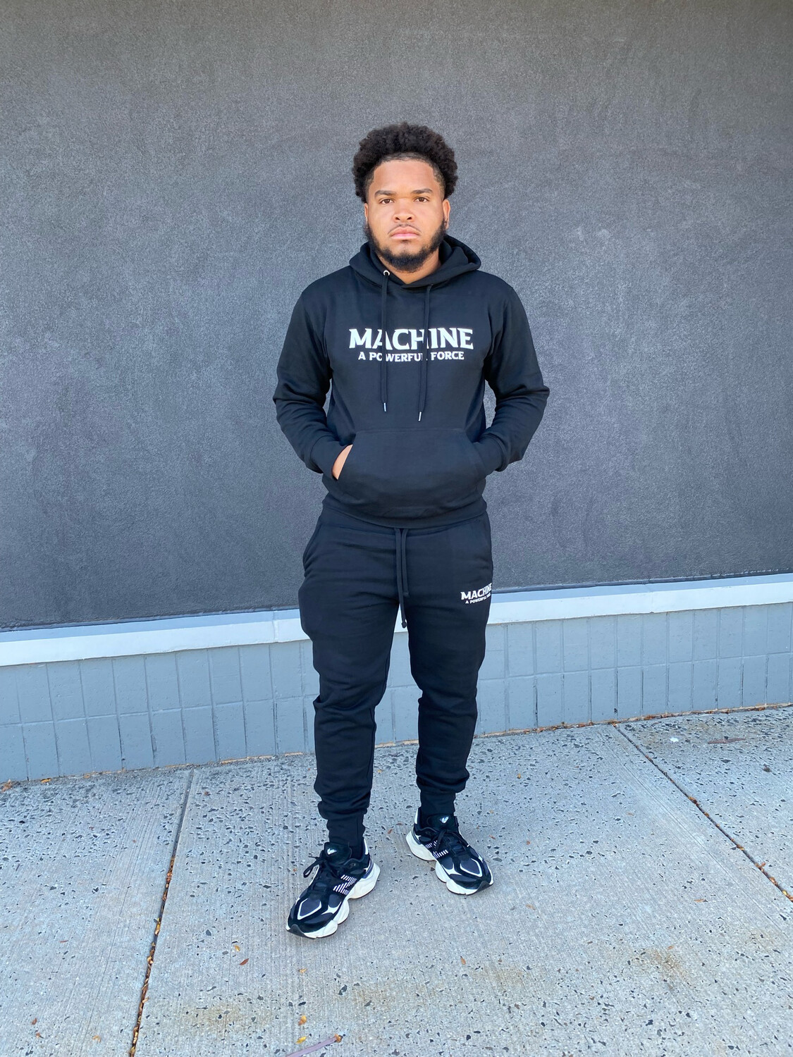 Signature Machine Sweatsuit (Black) 