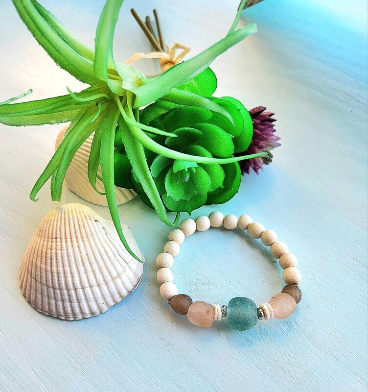 Coastal Charm Beaded Bracelet