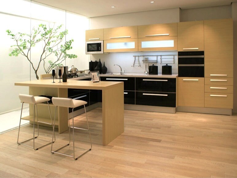 Custom-Made | Wood Grain Kitchen 176