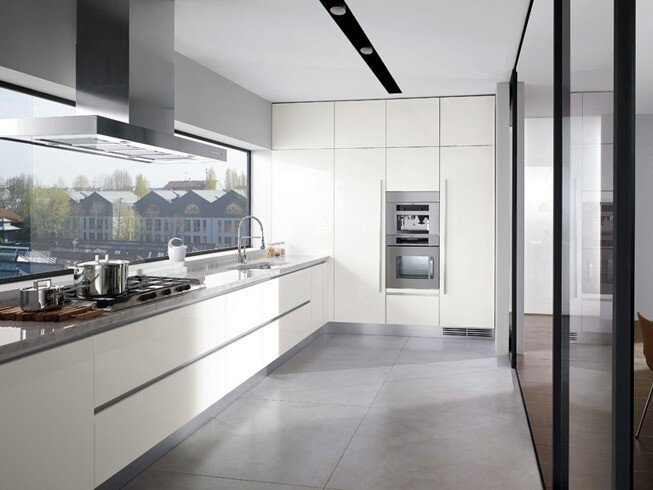 Custom-Made Contemporary Kitchen, Soft Matte | Handleless White Kitchen