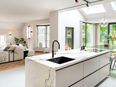 COUNTERTOPS