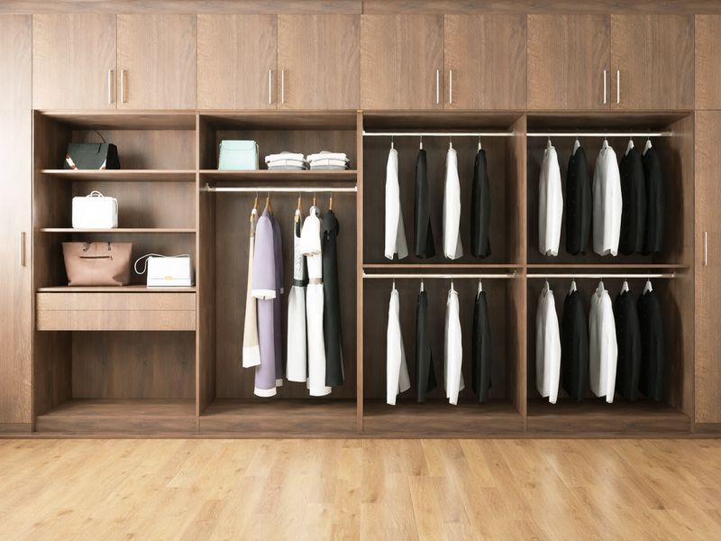 Custom-Made | Built-In Wardrobe, Brown