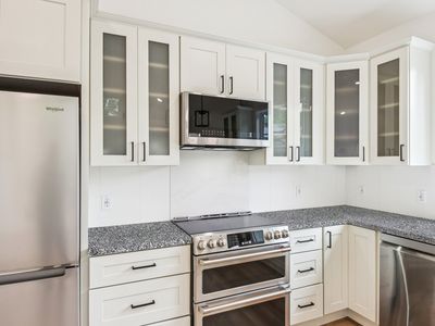 9ft x 26" x 17 or 34mm | Granite Countertop - Granite Grey