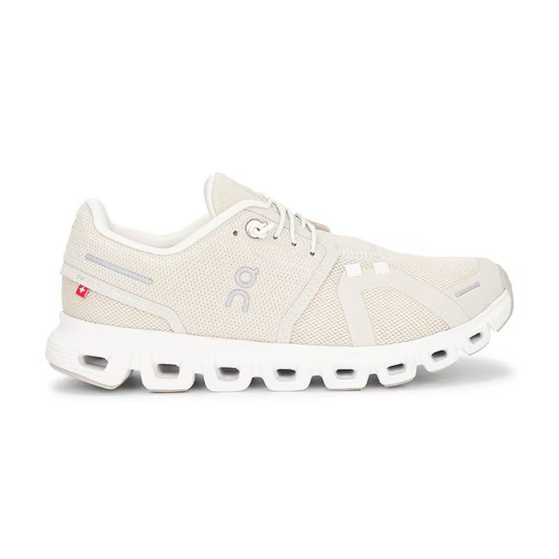 on running cloud 6 Pearl &amp; White