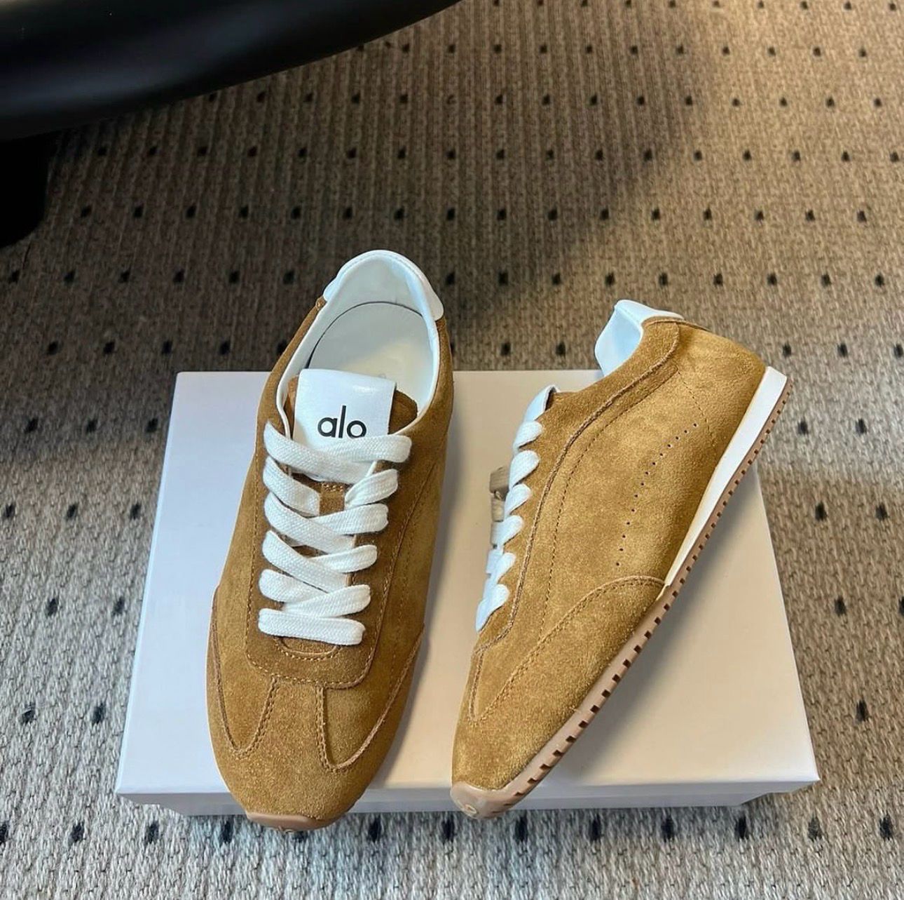 Alo Sunset Sneaker Brown