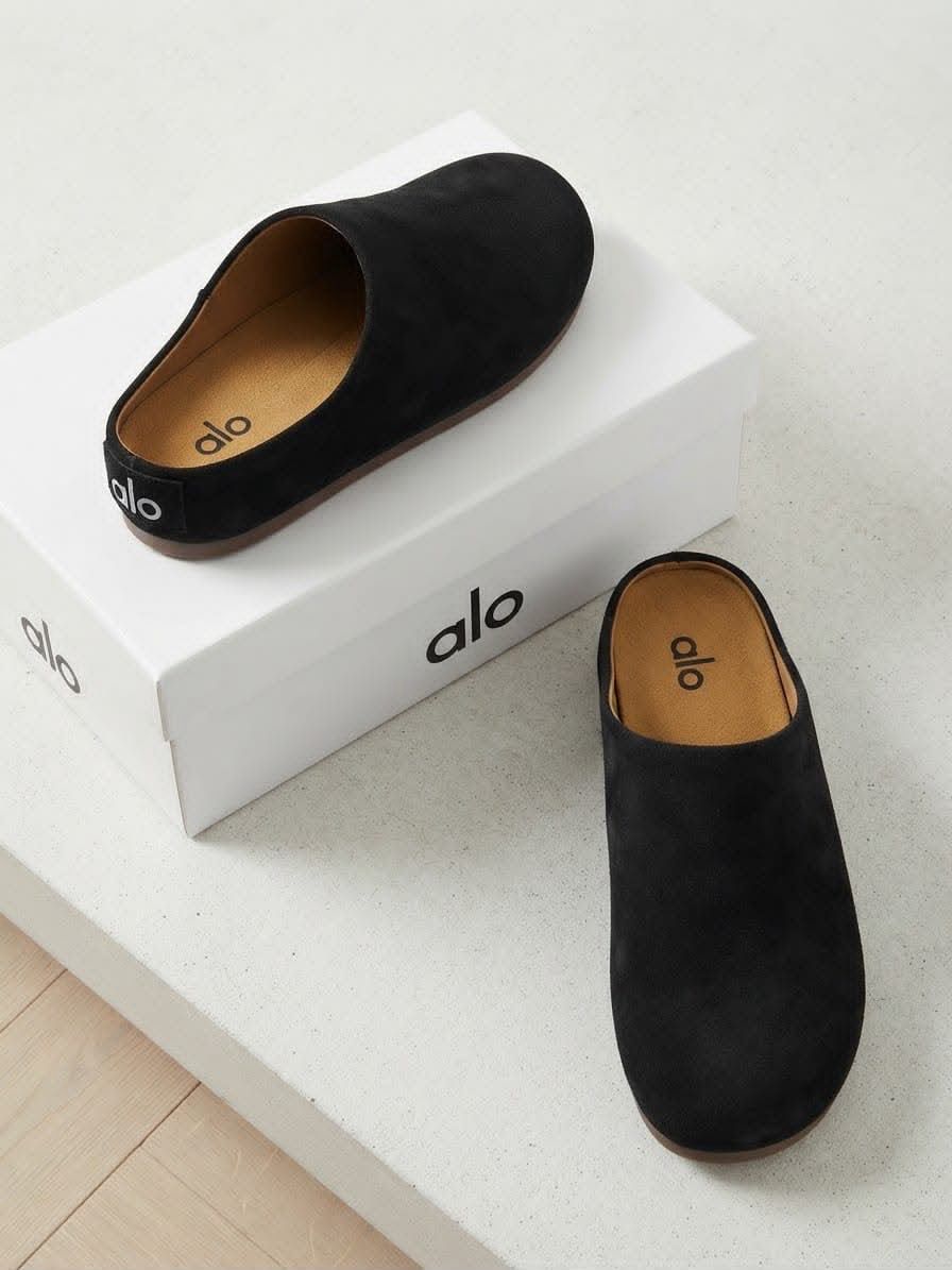 alo Sacha split suede mules / black 