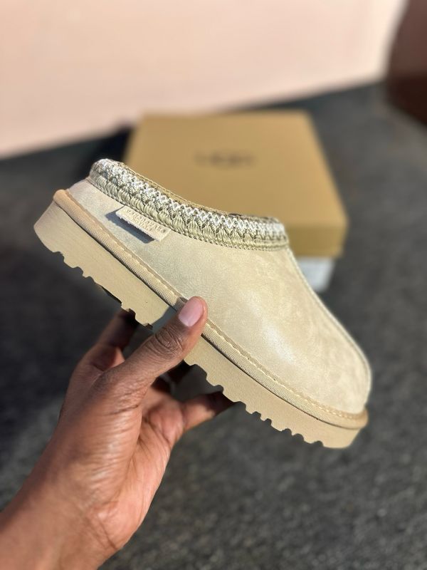 UGG Tasman Regen - Beige 