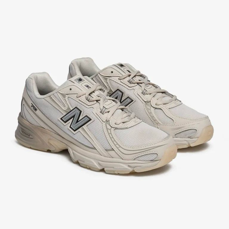 New Balance  740 V2 - Beige 