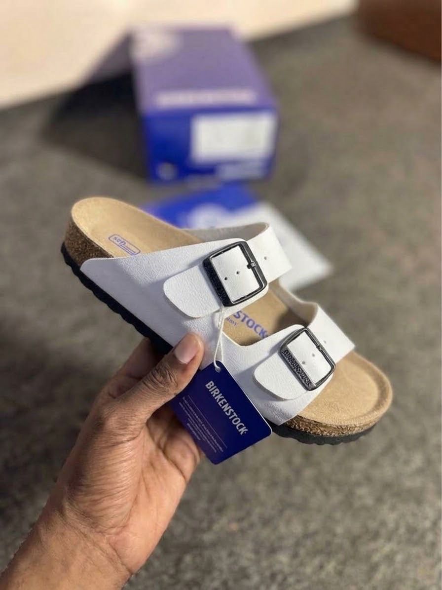 Birkenstock  Arizona sandals off white   