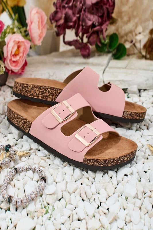 Buckle sandals
